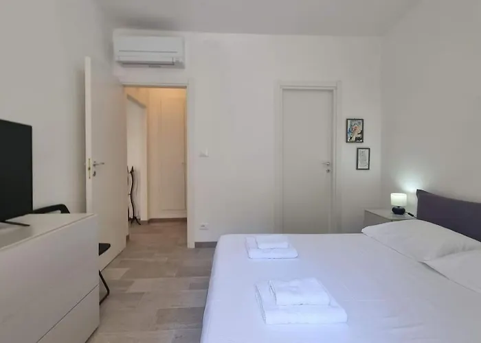 La Casa Degli Artisti * Триест